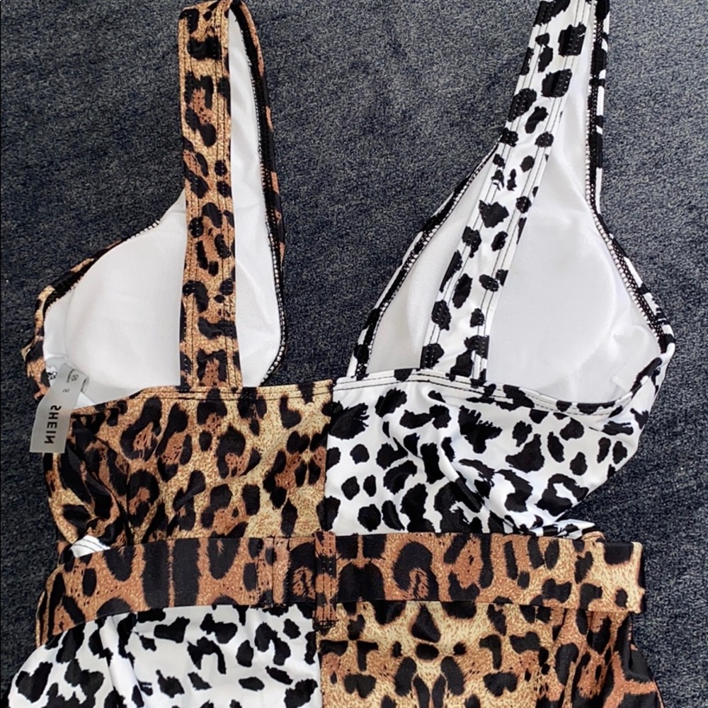 SHEIN - Picture 5 of 6